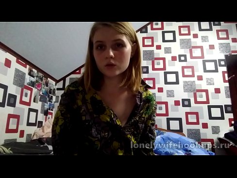 ❤️ A jovem estudante loira da Rússia gosta de pilas maiores. ❌ Porno bonito em nós ❤